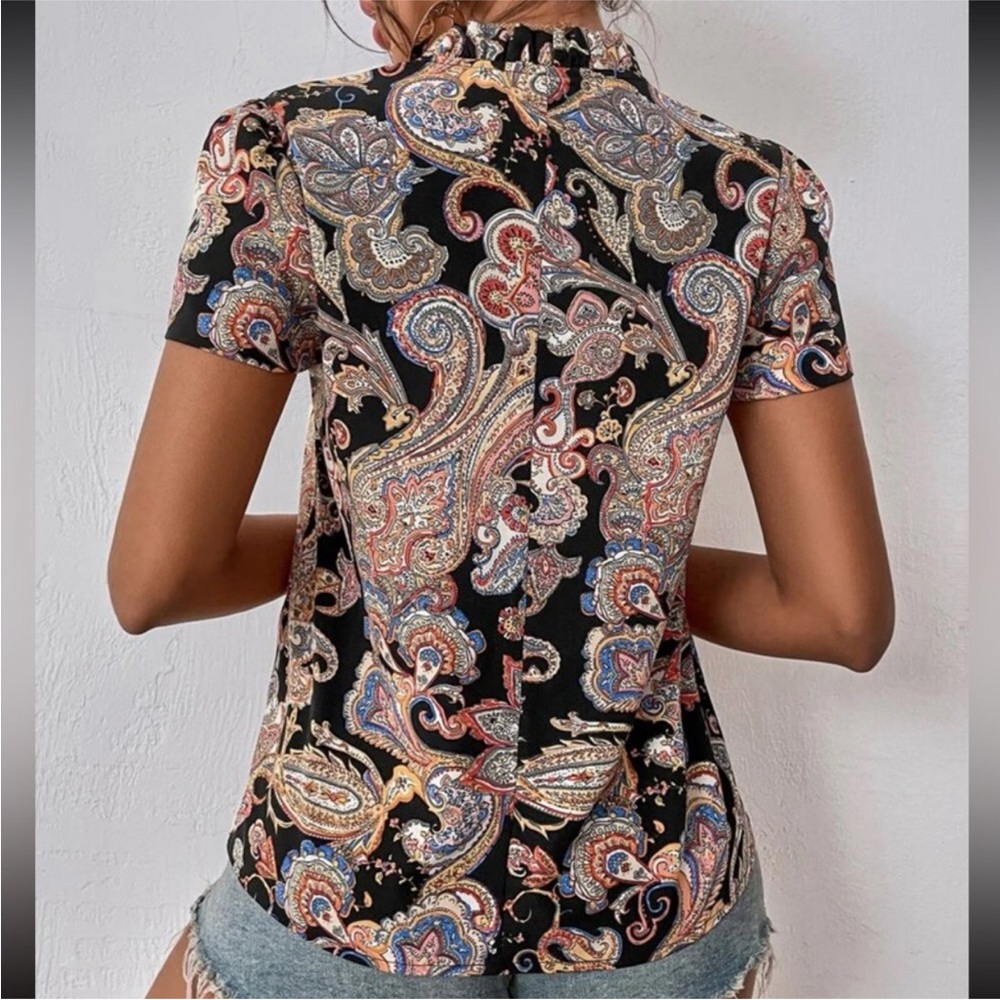 Paisley Print Trendy Spring Top - Picture 5 of 5